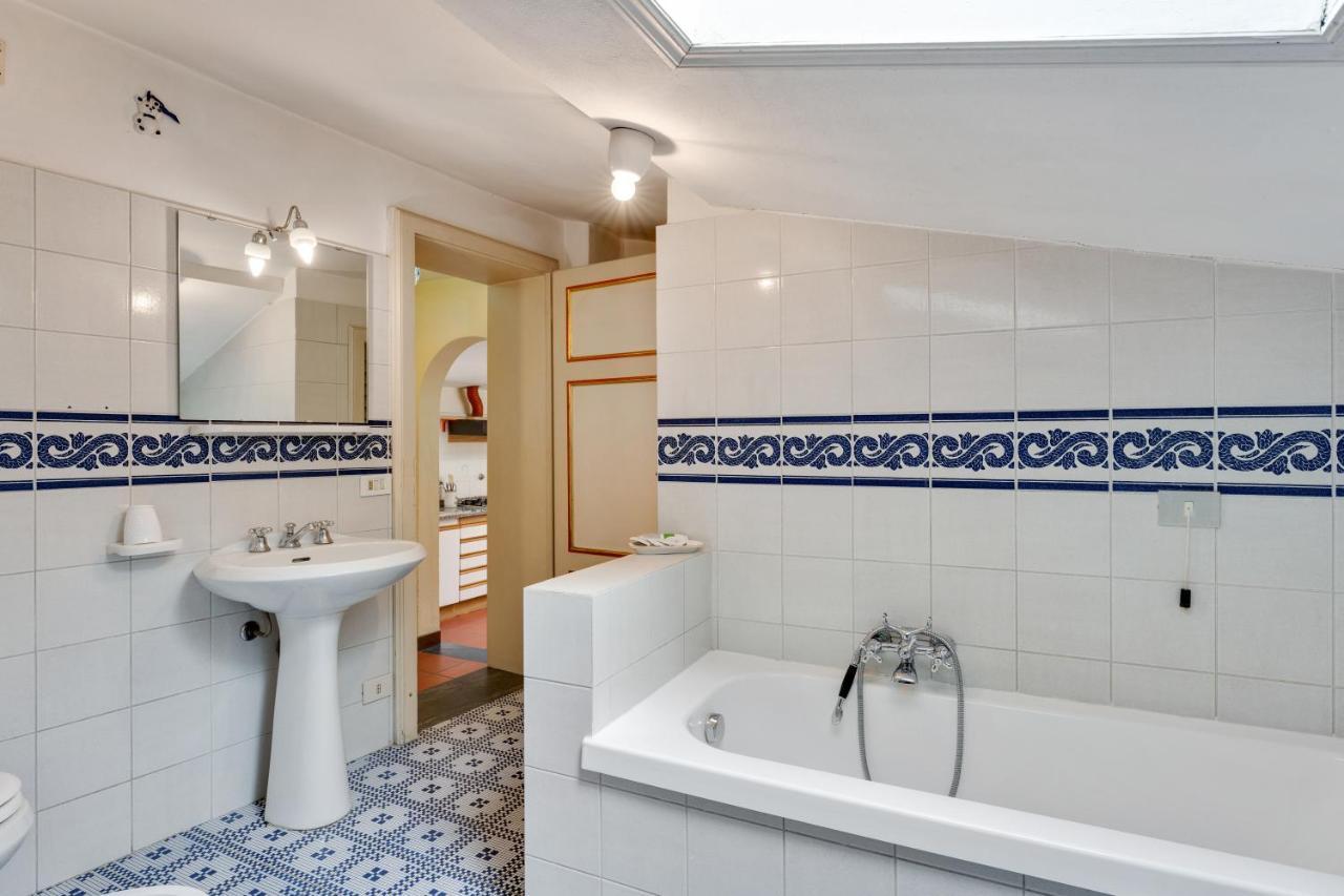 Terrazza San Michele - Affitti Brevi Italia Apartment Лука Екстериор снимка